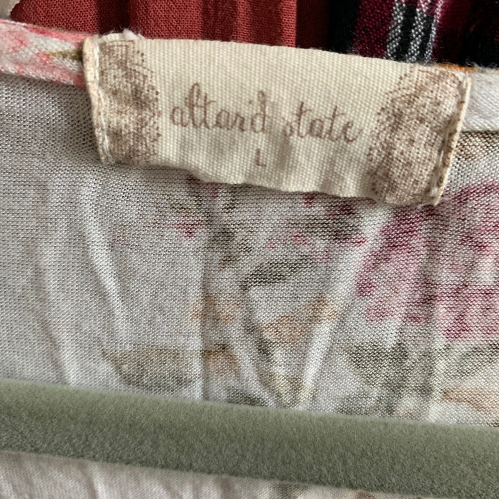 Fun top - Picture 3 of 3